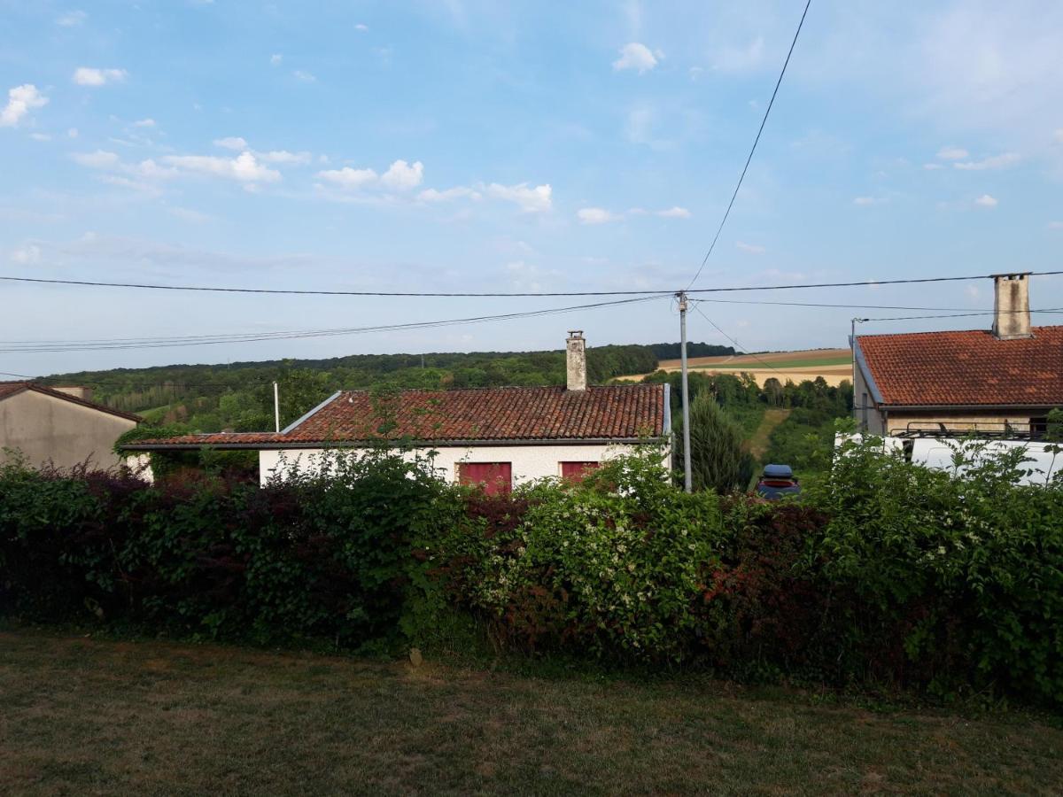 Gite Eugenie Dans Les Remparts Dun-sur-Meuse Dış mekan fotoğraf